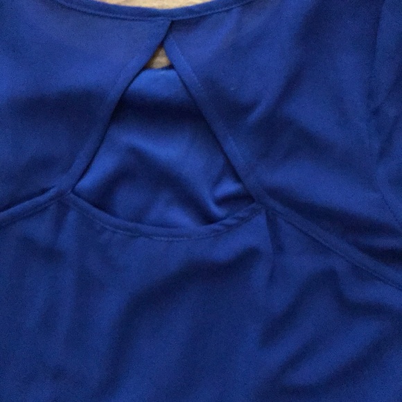 Dress - Picture 4 of 4